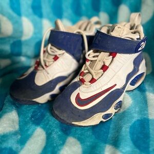 Nike Kids Blue and White Sneakers with Red Accents